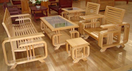 Thanh lý bàn ghế gỗ kiểu dáng trẻ trung