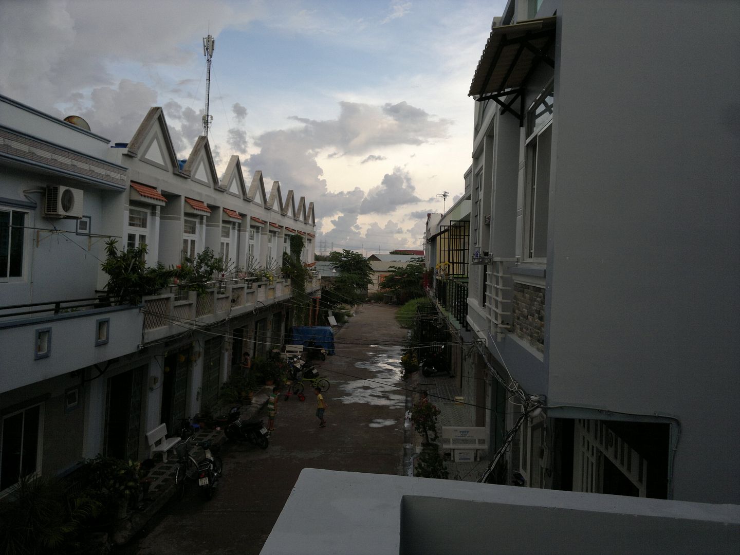 Nhà 2 mặt tiền - 5