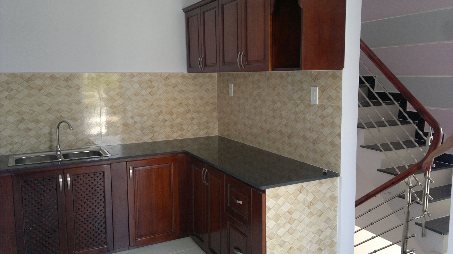 Nhà 2 mặt tiền - 4