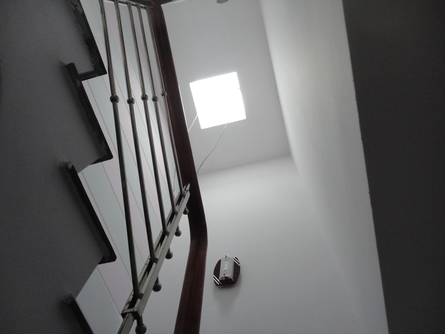 Nhà 2 mặt tiền - 2