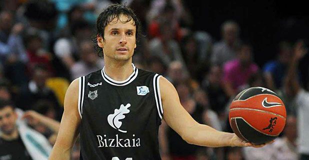 Raúl López durante un pasaje del encuento